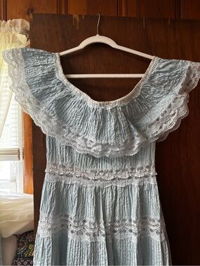 Vintage Ropamex Mexican Wedding Dress lace tiered sky blue flowy